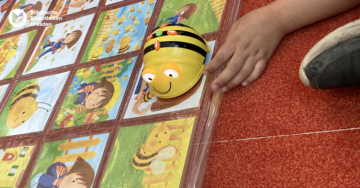 Coding und Making_Bee-Bot (c) SBD.jpg