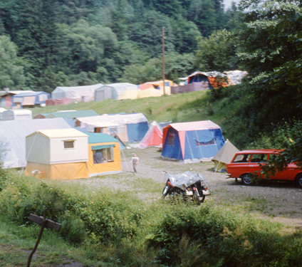 Zwischen Zelt und FDGB-Heim - Urlaub und Reisen zu DDR-Zeiten